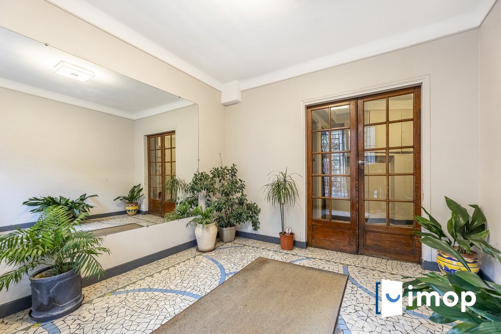 Vente Appartement à Paris Buttes-Chaumont 19e arrondissement 3 pièces