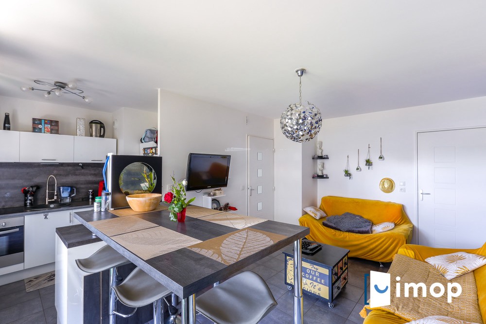 Vente Appartement à Lyon 8e arrondissement 3 pièces