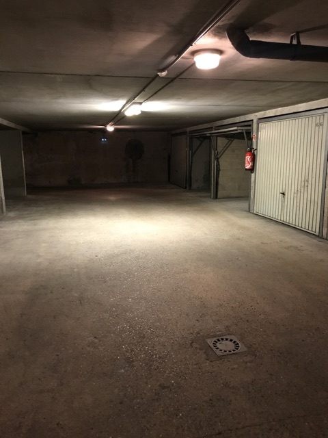 Vente Garage / Parking à Paris Batignolles-Monceaux 17e arrondissement 0 pièce