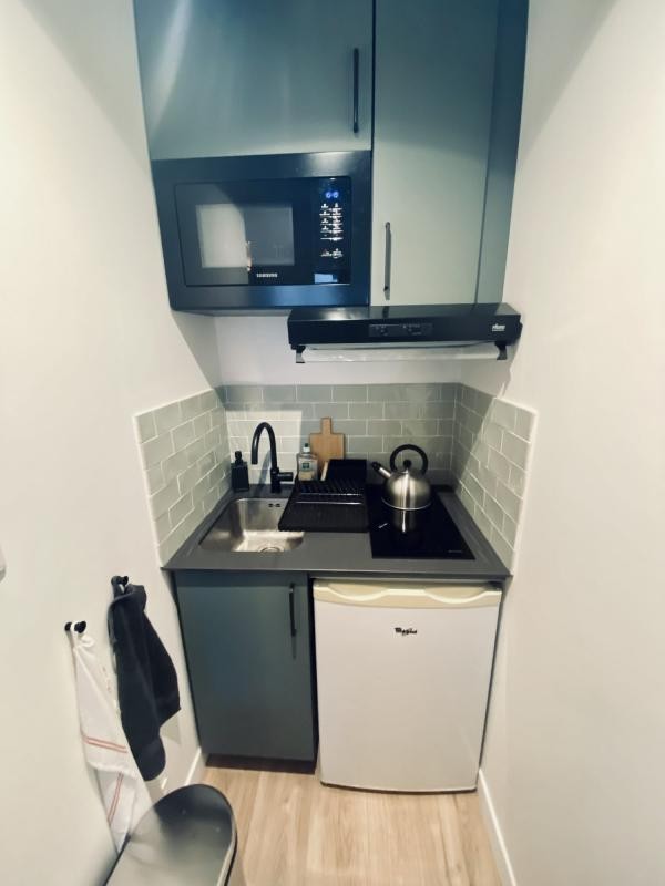 Location Appartement à Paris Entrepôt 10e arrondissement 1 pièce