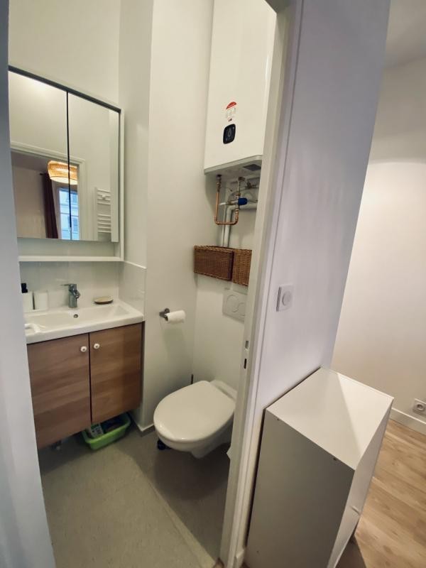 Location Appartement à Paris Entrepôt 10e arrondissement 1 pièce