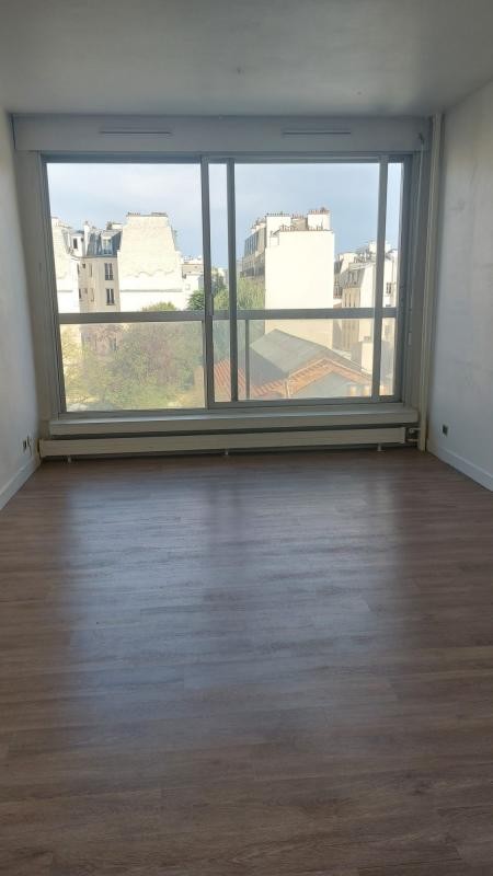 Vente Appartement à Paris Vaugirard 15e arrondissement 1 pièce