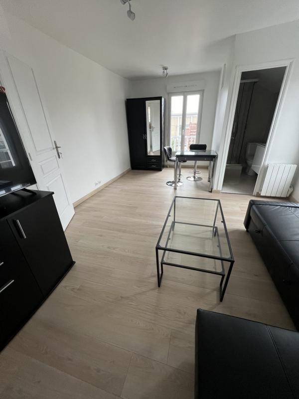 Location Appartement à Asnières-sur-Seine 1 pièce