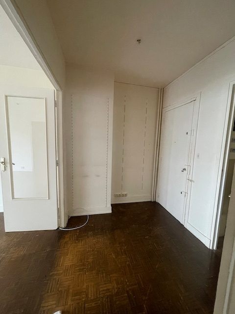 Vente Appartement à Paris Batignolles-Monceaux 17e arrondissement 2 pièces