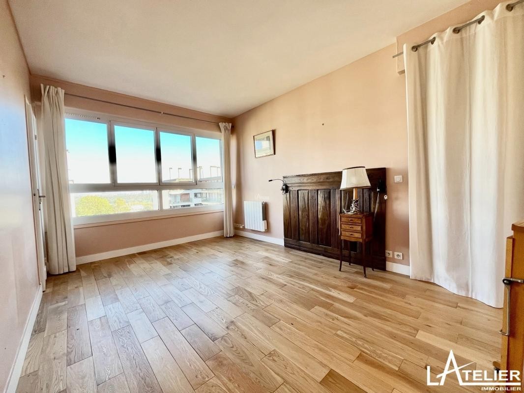 Vente Appartement à Saint-Cloud 5 pièces