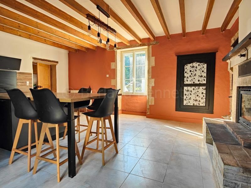 Vente Maison à Sauzé-Vaussais 7 pièces