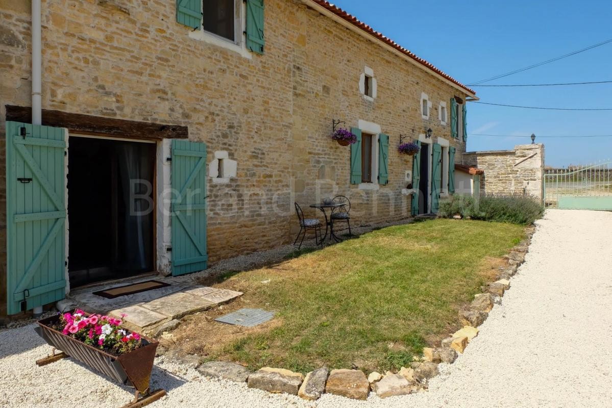 Vente Maison à Sauzé-Vaussais 14 pièces