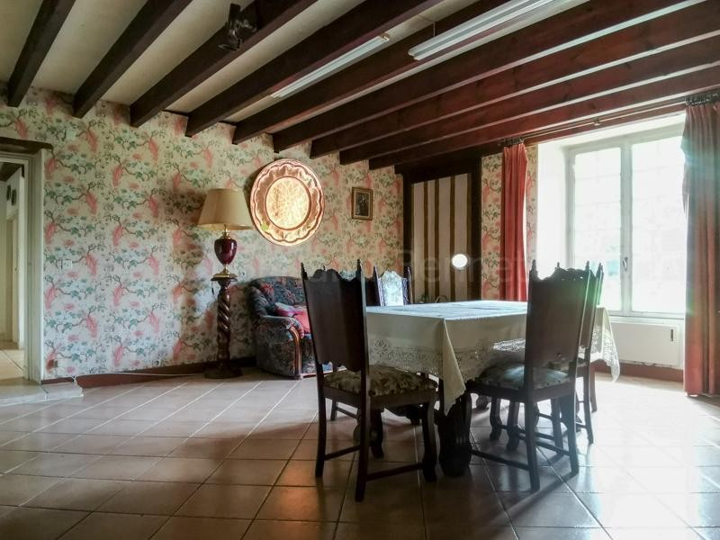 Vente Maison à Sauzé-Vaussais 8 pièces