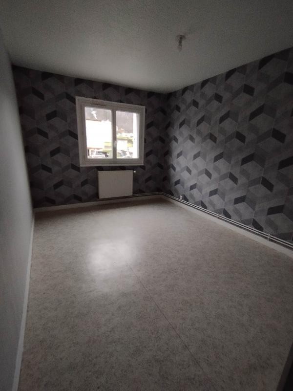 Location Appartement à Haraucourt 4 pièces