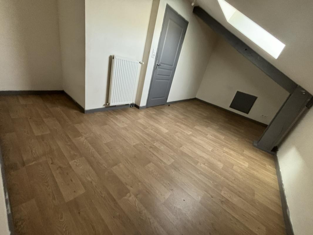 Location Appartement à Neufmanil 4 pièces