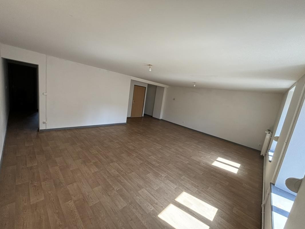 Location Appartement à Neufmanil 4 pièces