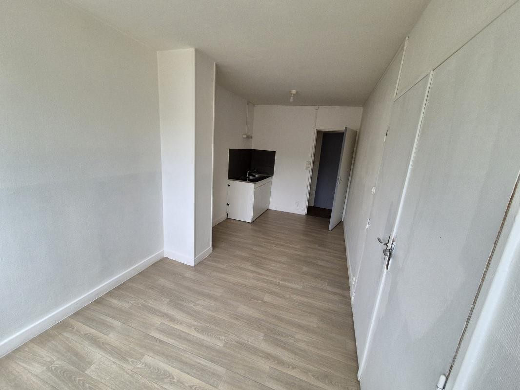 Location Appartement à Bogny-sur-Meuse 4 pièces