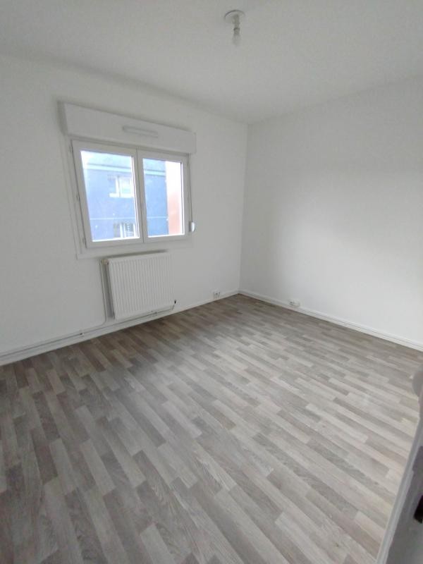 Location Appartement à Monthermé 5 pièces