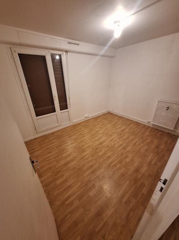 Location Appartement à Charleville-Mézières 4 pièces