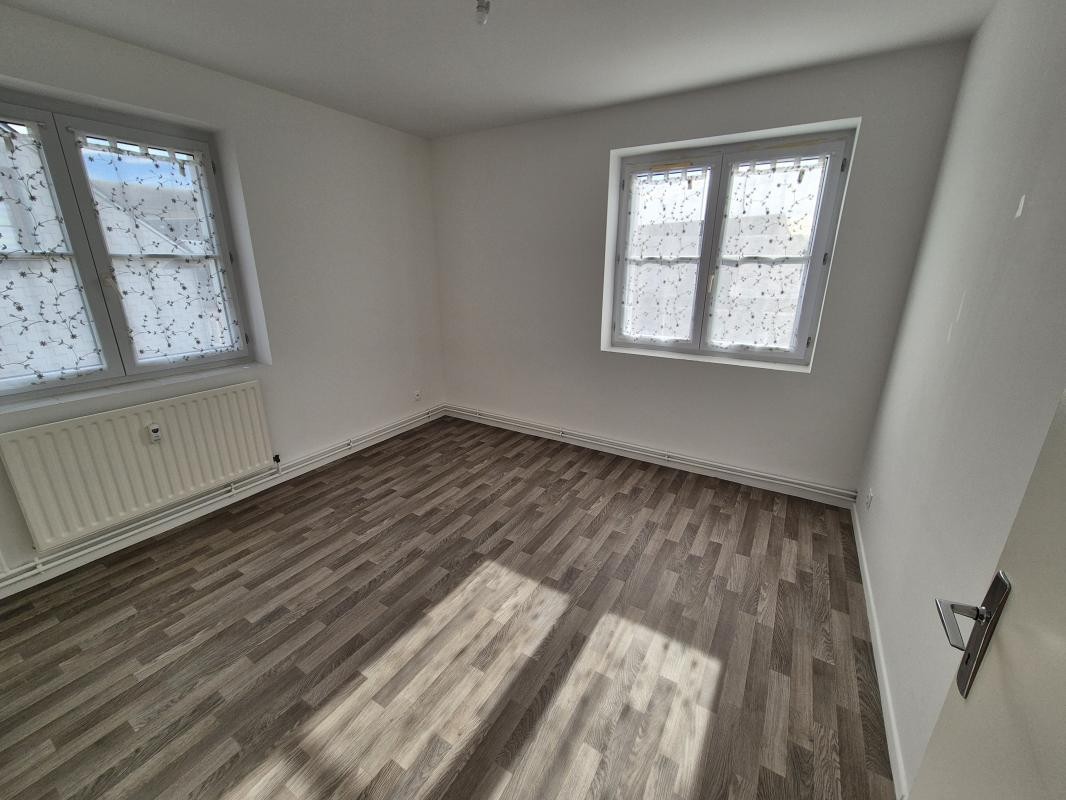 Location Appartement à Rocroi 4 pièces