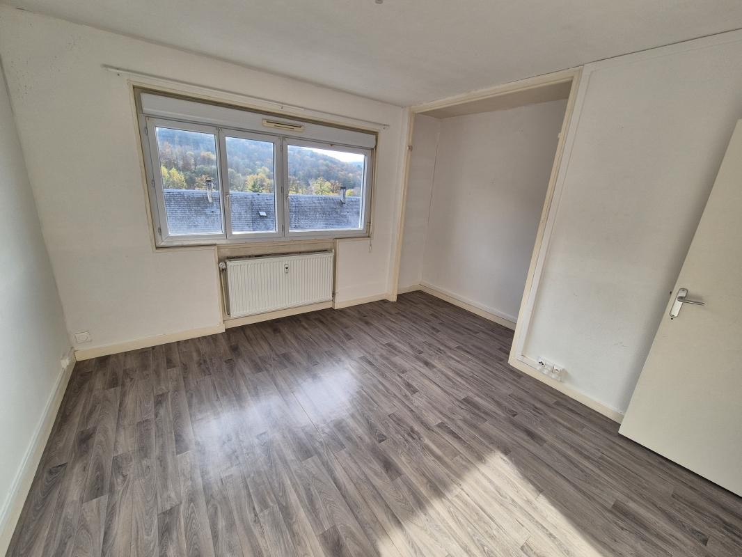 Location Appartement à Monthermé 4 pièces