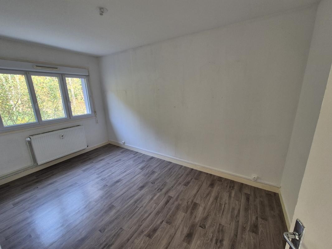 Location Appartement à Monthermé 4 pièces