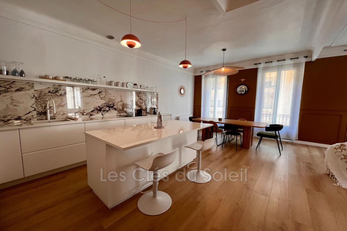 Location Appartement à Hyères 3 pièces