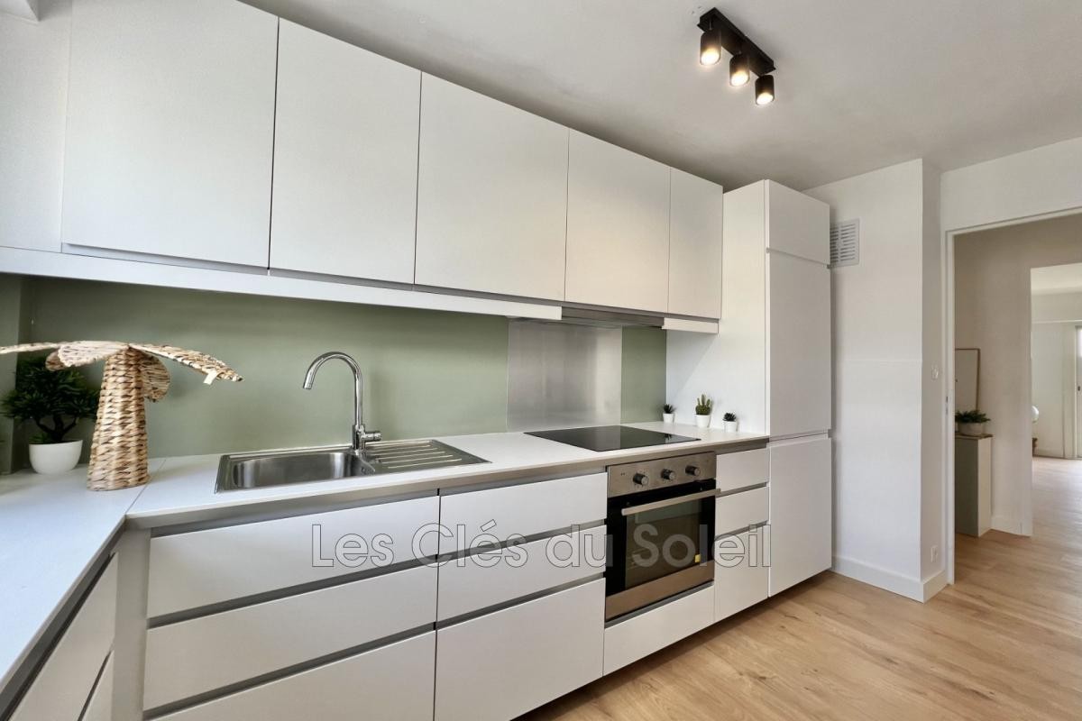 Location Appartement à Hyères 3 pièces