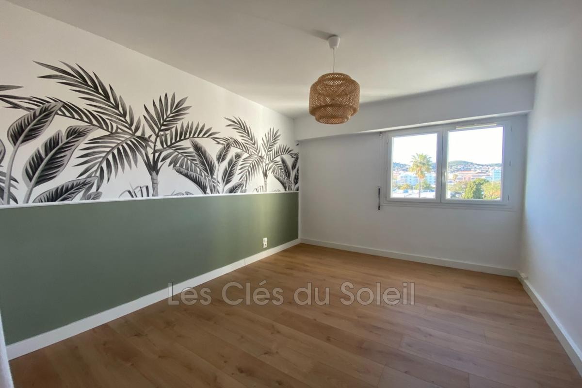 Location Appartement à Hyères 3 pièces