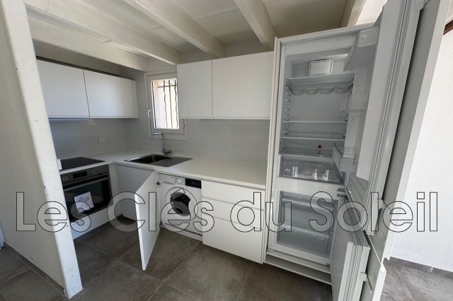 Location Appartement à Hyères 1 pièce