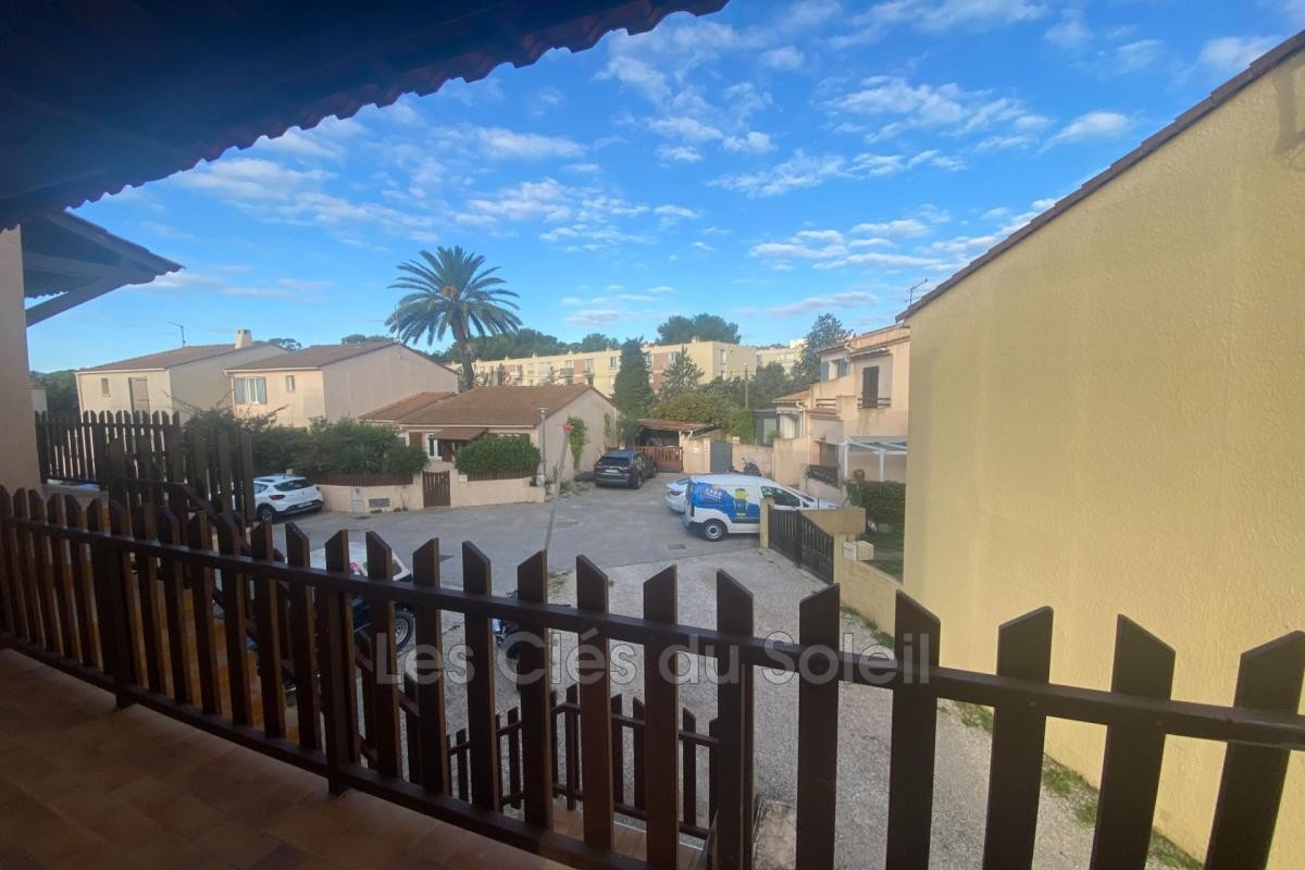 Location Appartement à Hyères 1 pièce