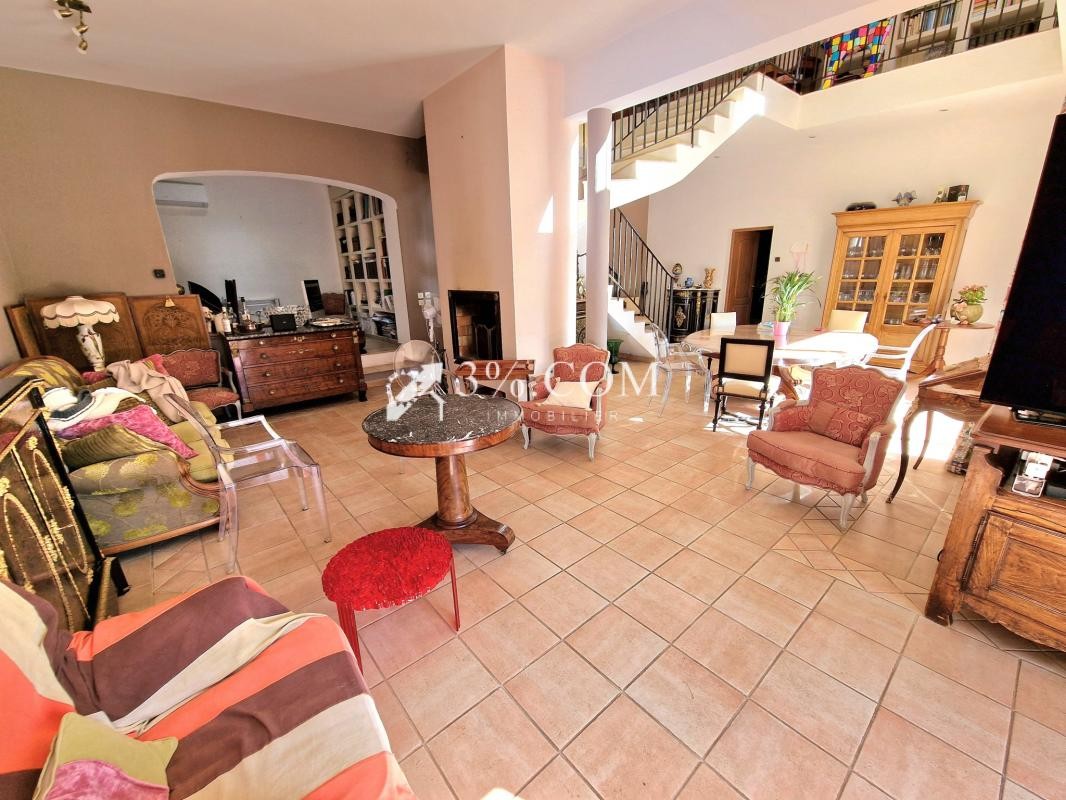 Vente Maison à Saint-Raphaël 9 pièces