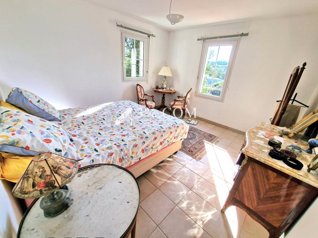 Vente Maison à Saint-Raphaël 9 pièces