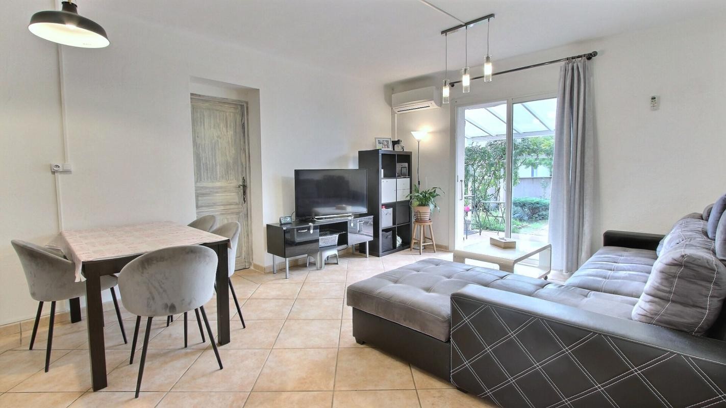 Vente Appartement à le Luc 3 pièces