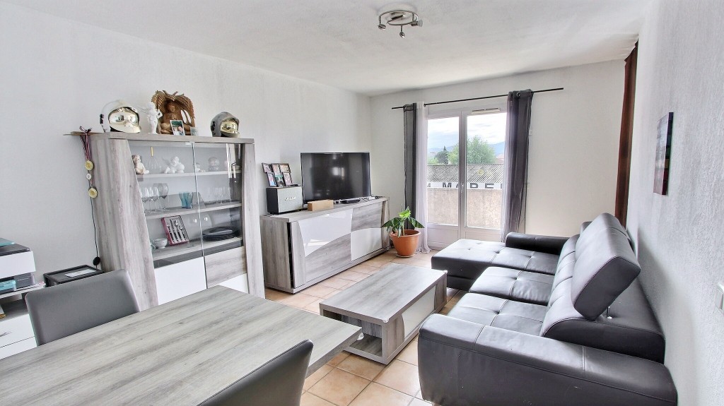 Vente Appartement à le Luc 3 pièces