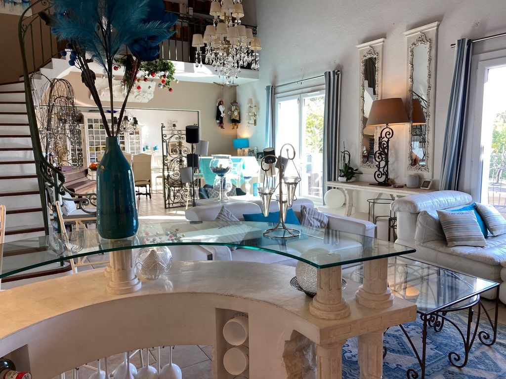 Vente Maison à Grimaud 7 pièces