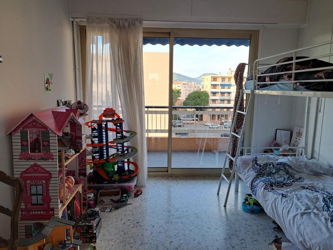 Vente Appartement à Hyères 3 pièces