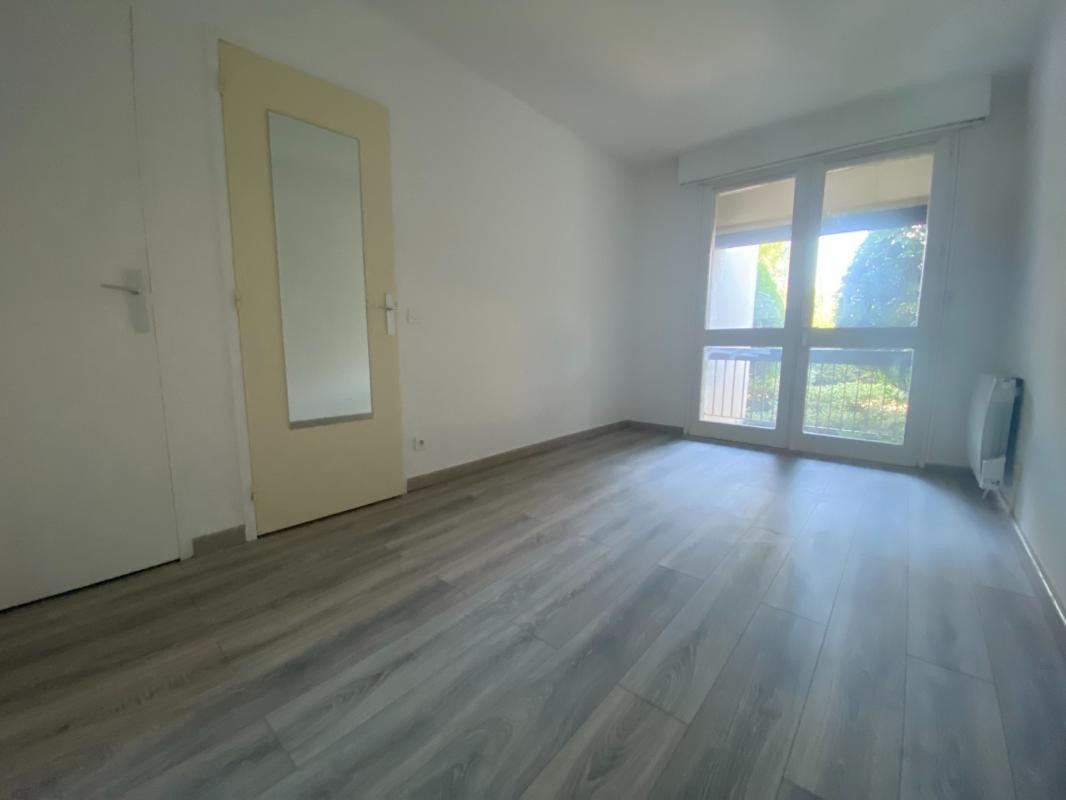 Location Appartement à Villeneuve-lès-Avignon 2 pièces