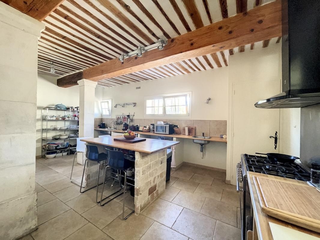 Vente Maison à Saint-Saturnin-lès-Avignon 7 pièces