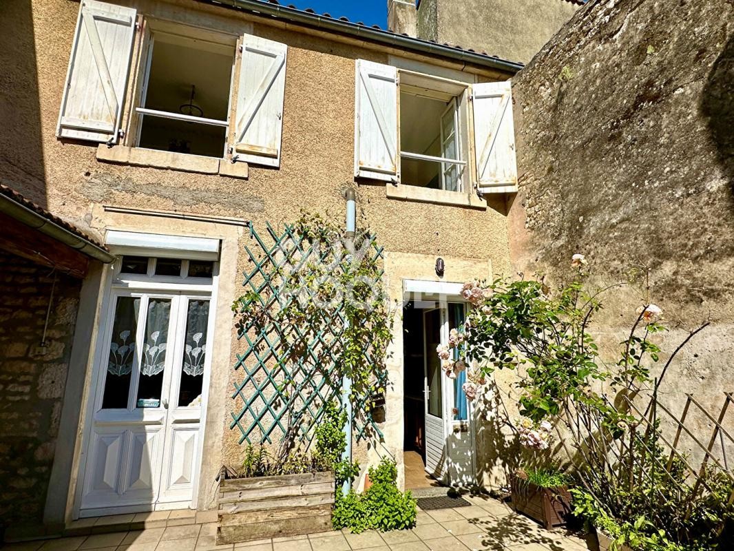 Vente Maison à Fontenay-le-Comte 7 pièces