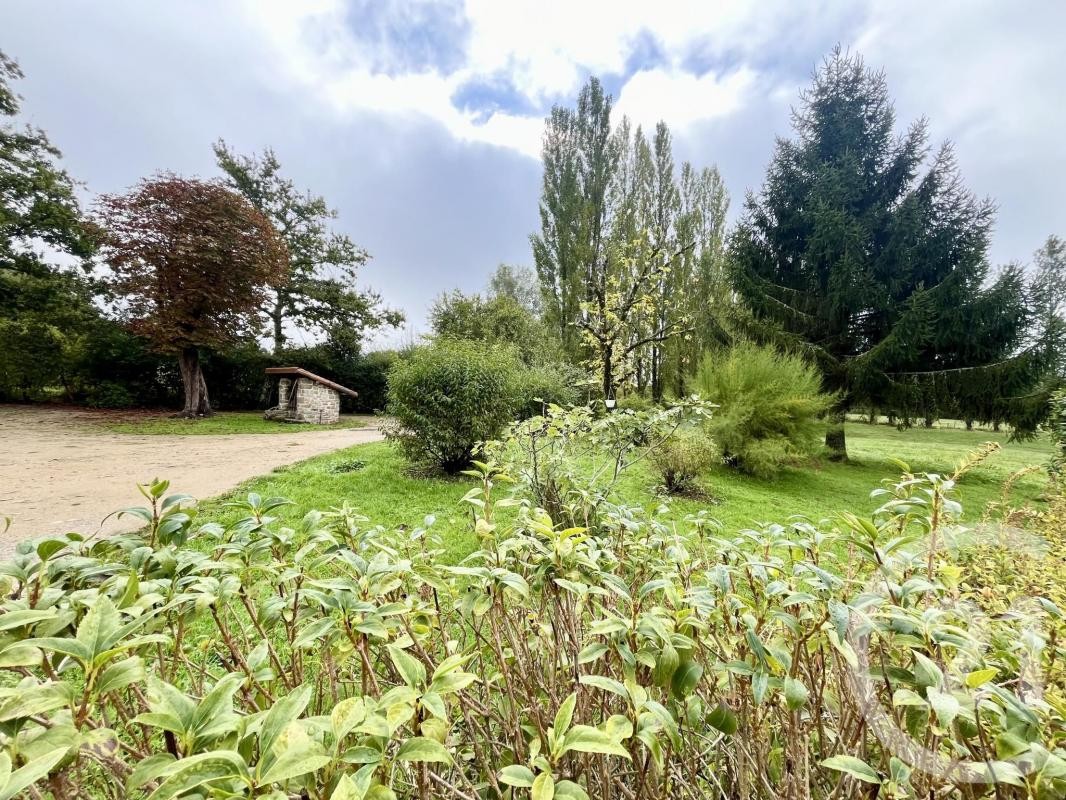 Vente Maison à Saint-Hilaire-les-Places 5 pièces