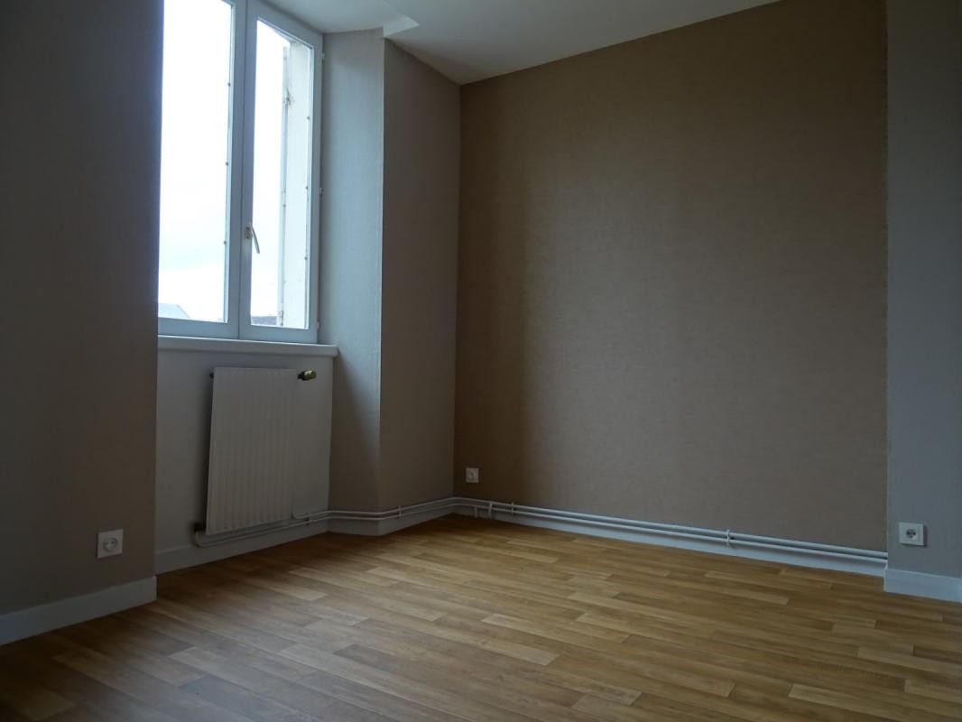 Location Appartement à Villeneuve-sur-Yonne 3 pièces