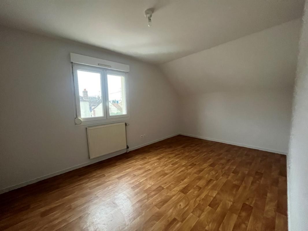 Location Appartement à Cheny 4 pièces