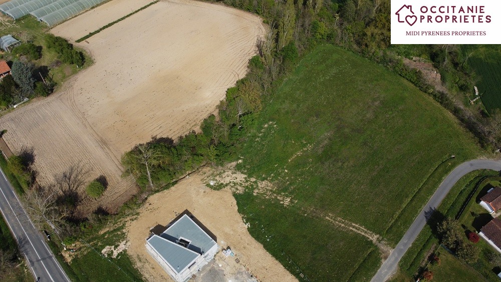 Vente Terrain à l'Isle-en-Dodon 0 pièce