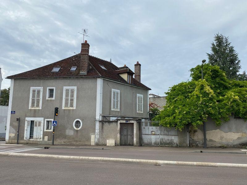 Vente Maison à Auxerre 9 pièces