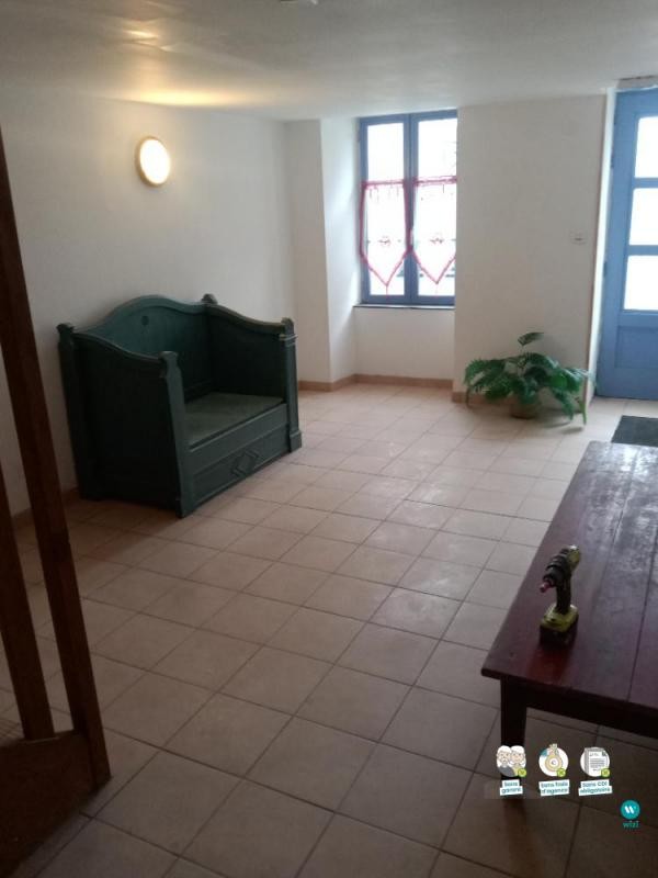 Location Appartement à Ménigoute 1 pièce