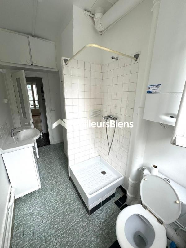 Location Appartement à Paris Ménilmontant 20e arrondissement 2 pièces