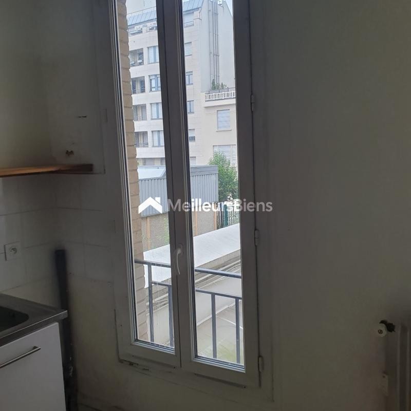 Vente Appartement à Paris Buttes-Chaumont 19e arrondissement 1 pièce