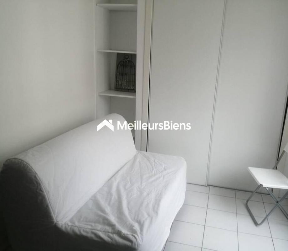 Location Appartement à Paris Entrepôt 10e arrondissement 1 pièce