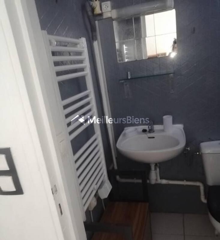 Location Appartement à Paris Entrepôt 10e arrondissement 1 pièce