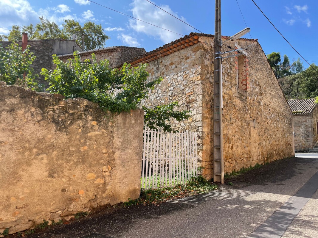 Vente Garage / Parking à Gabian 0 pièce