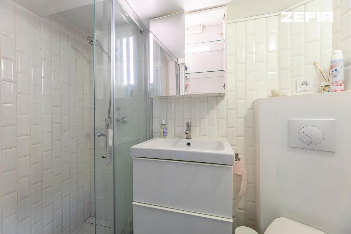 Vente Appartement à Paris Entrepôt 10e arrondissement 2 pièces