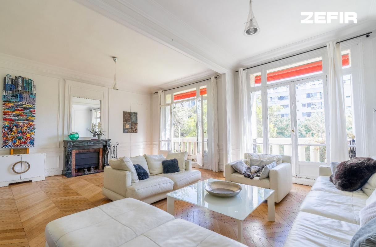 Vente Appartement à Paris Passy 16e arrondissement 7 pièces