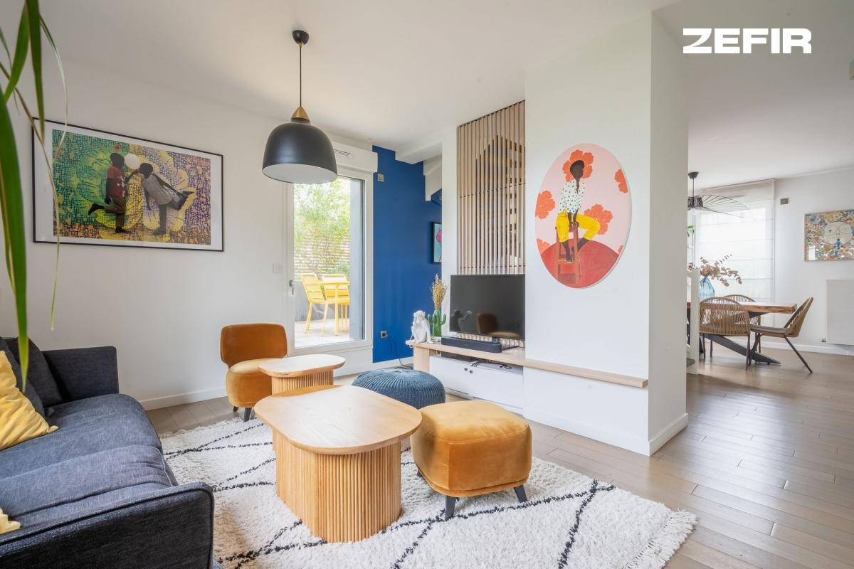 Vente Appartement à Paris Buttes-Chaumont 19e arrondissement 5 pièces