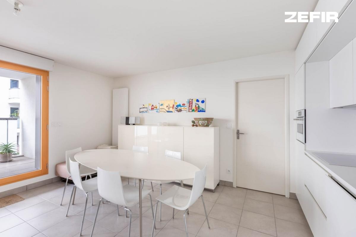 Vente Appartement à Lyon 8e arrondissement 4 pièces